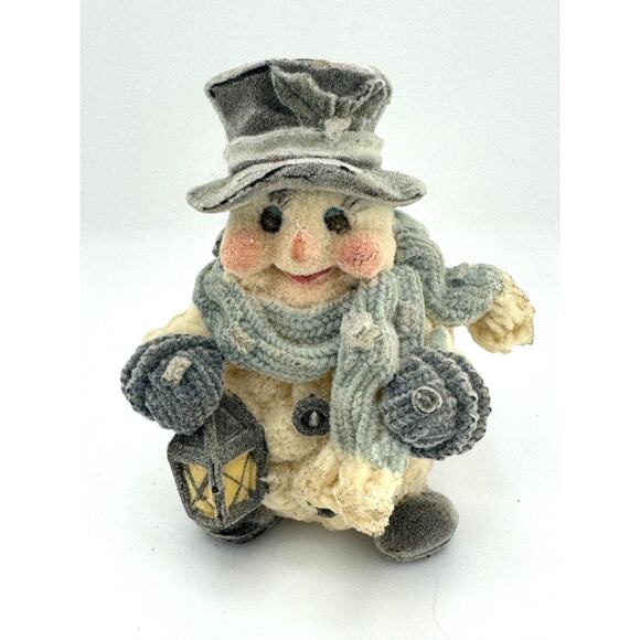 The Encore group Other - Velvet Touch Winter Snowman Holding Lantern Figurine The Encore‎ Group